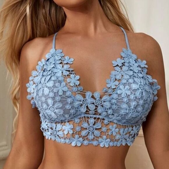 NEW! Blue Daisy Crochet Lace Bralette 🌸 - Picture 3 of 7